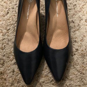 NEW Size 9 Antonio Melani Navy Pointed Heels